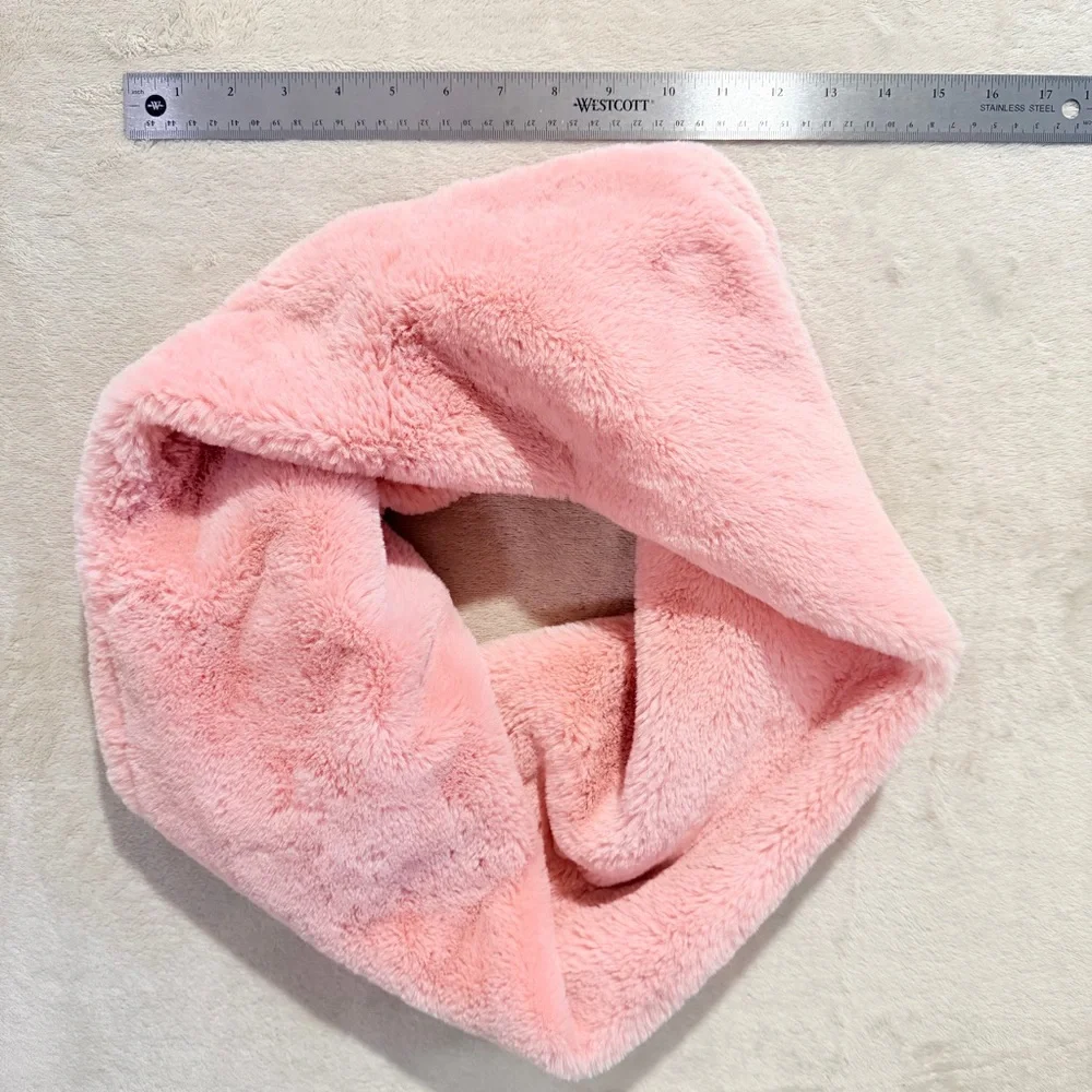 The Children’s‎ Place Infinity Soft Pink Faux Fur Girls Scarf